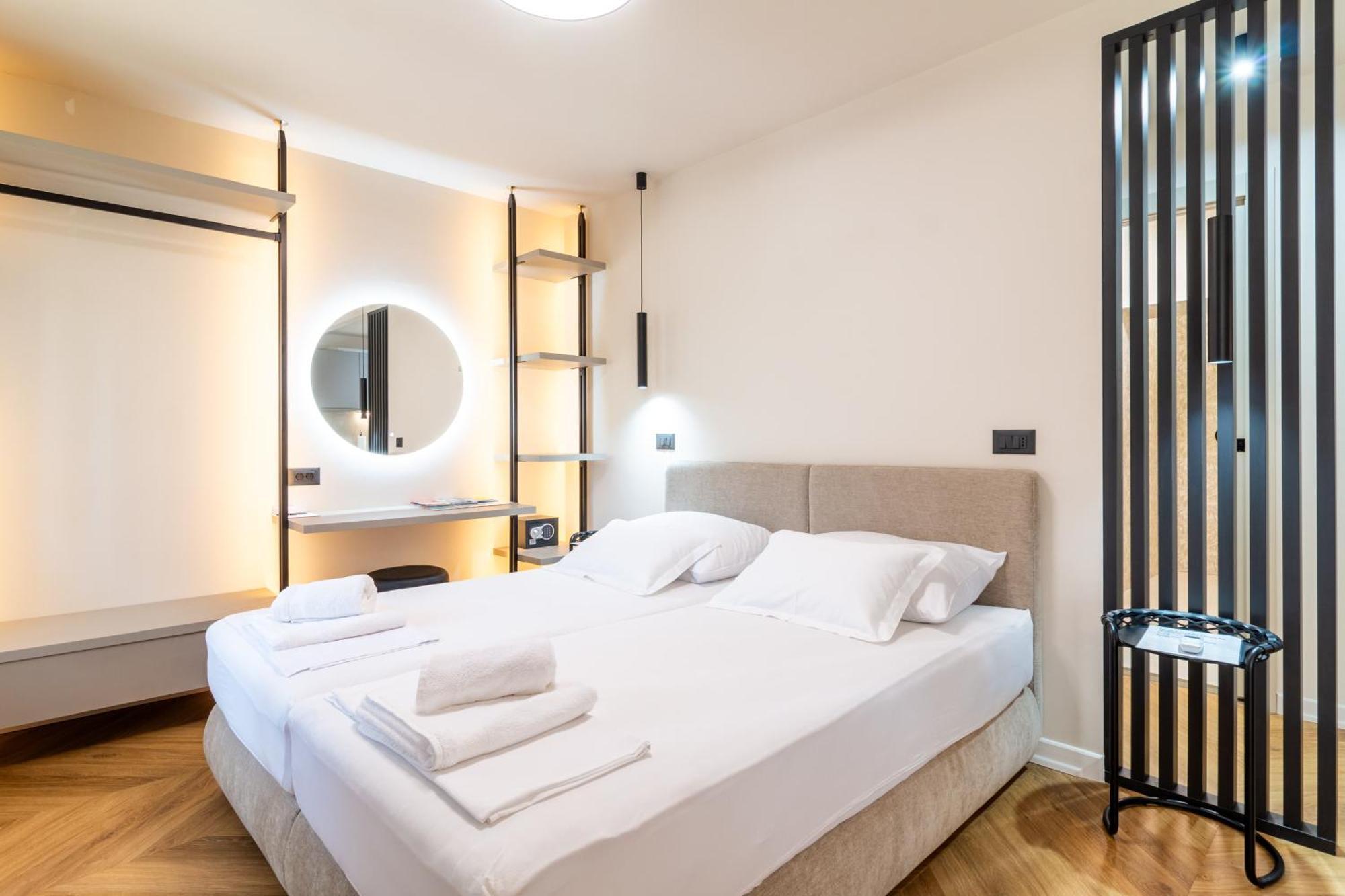Apartment Centre In Stone House 斯普利特 外观 照片